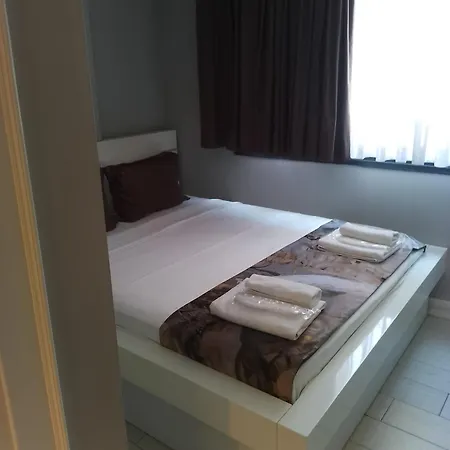 Hotel My Leos *